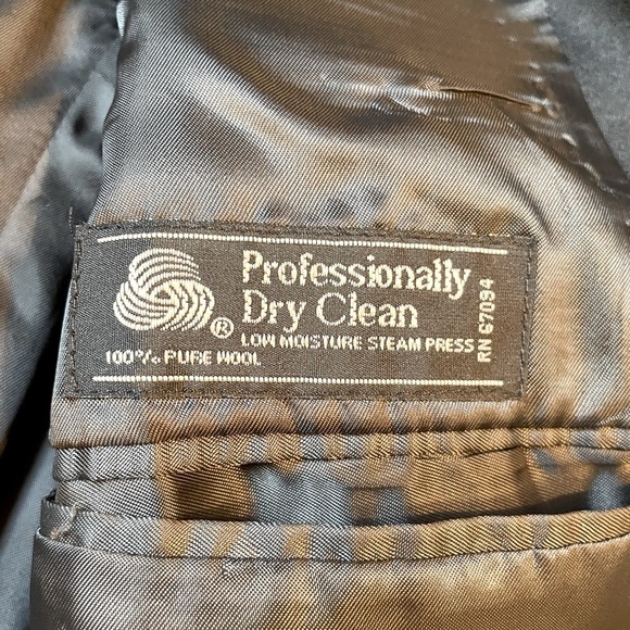 Men's Black Tuxedo Jacket Size 38R Two Button Satin Notch Lapels Wool Formal - Picture 5 of 9